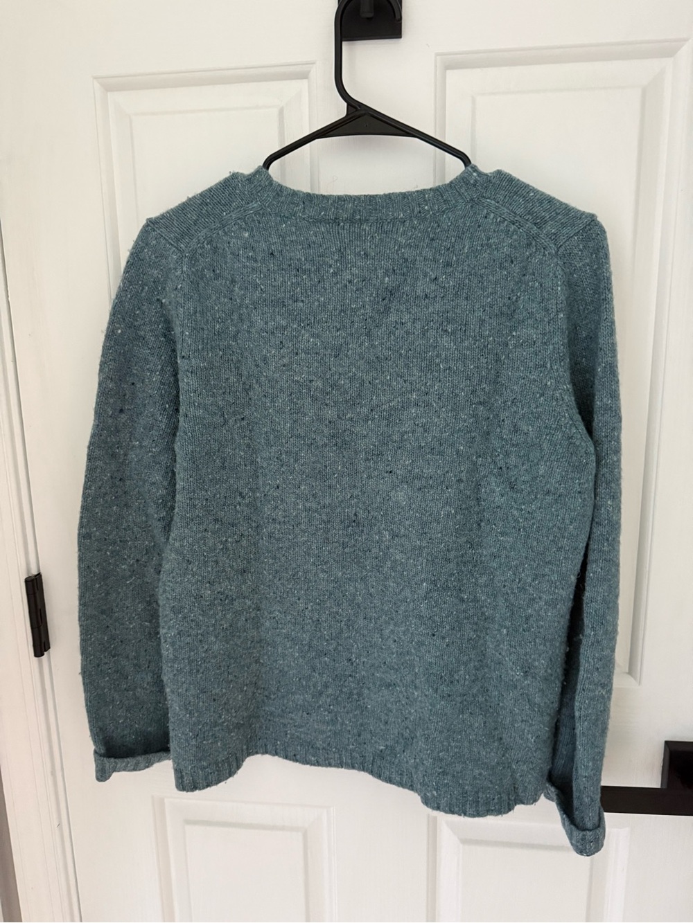 Ann Taylor Teal Heathered V-Neck Sweater - Picture 4 of 4